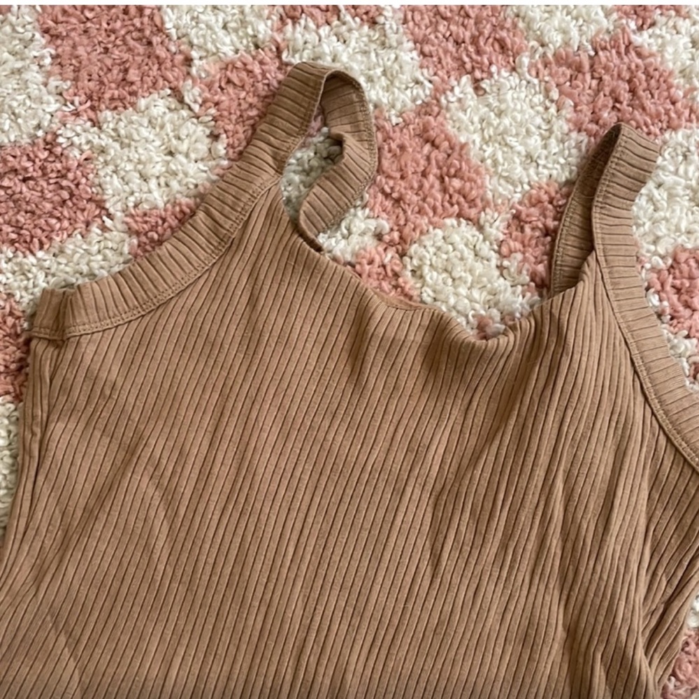 Good American Tan Ribbed Backless Bodysuit - Picture 3 of 3